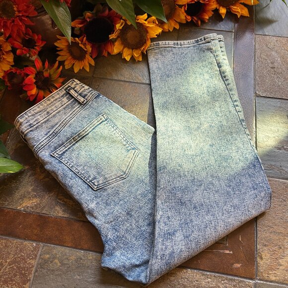 ASOS Acid-Wash Stretch Denim Jeans (Like New) - Picture 12 of 12